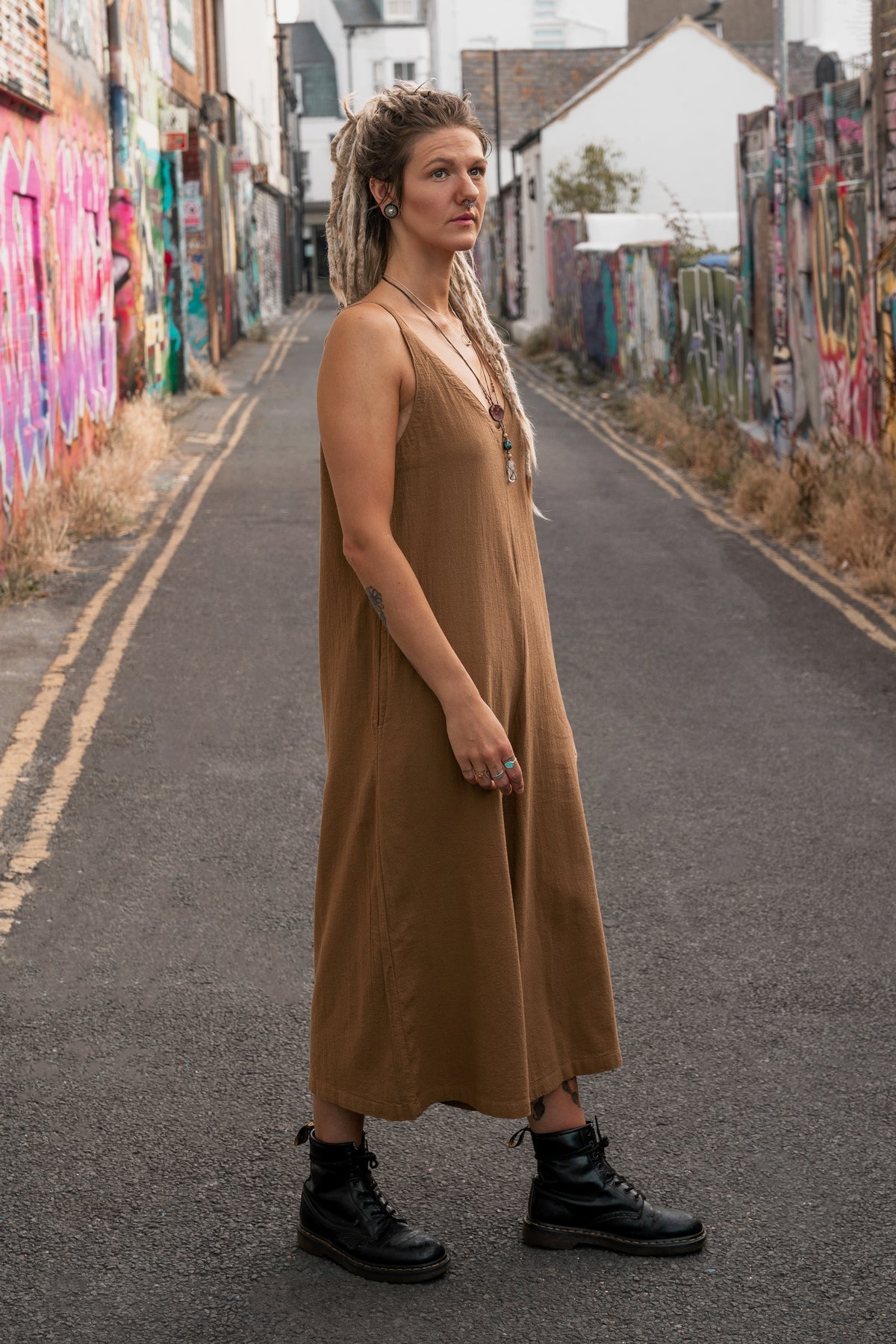 Bee Jumpsuit Camel
