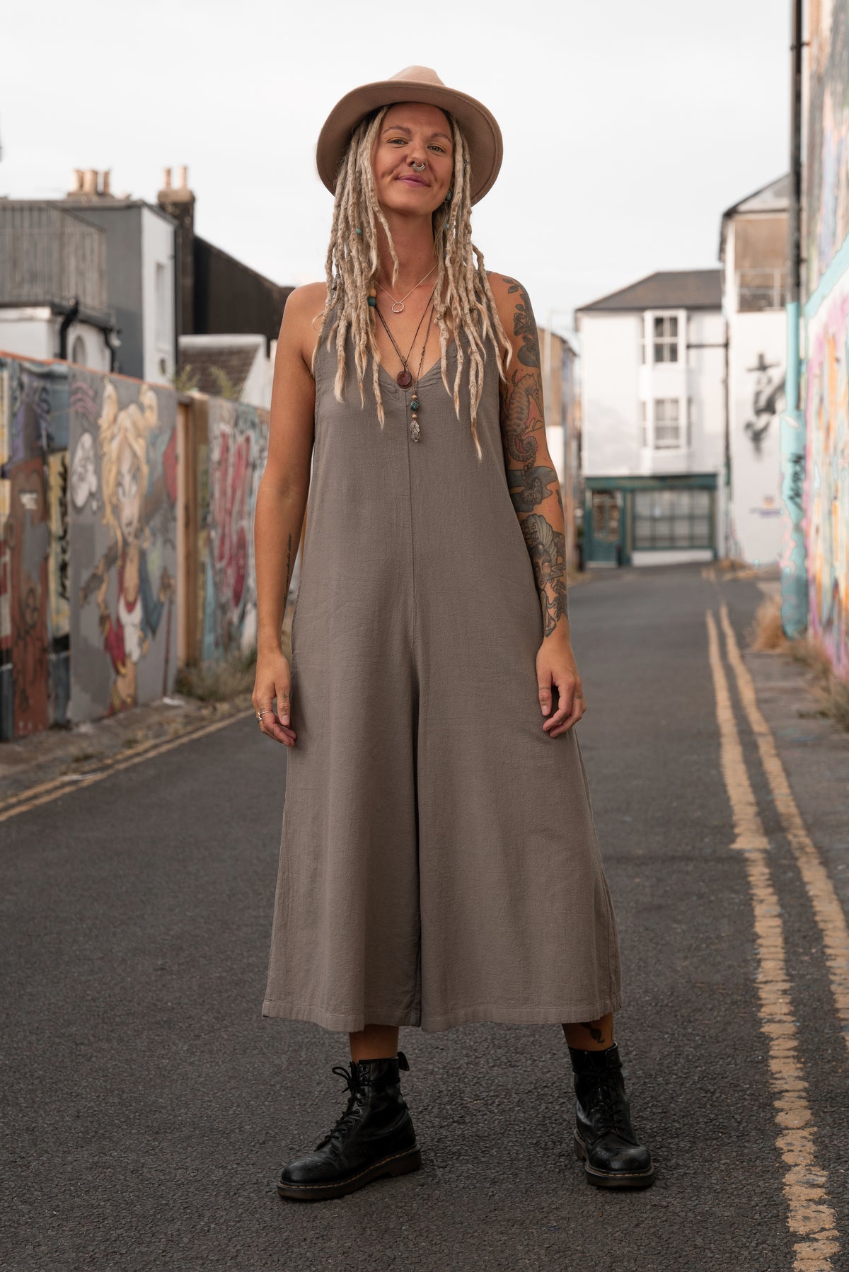 Bee Jumpsuit Stone