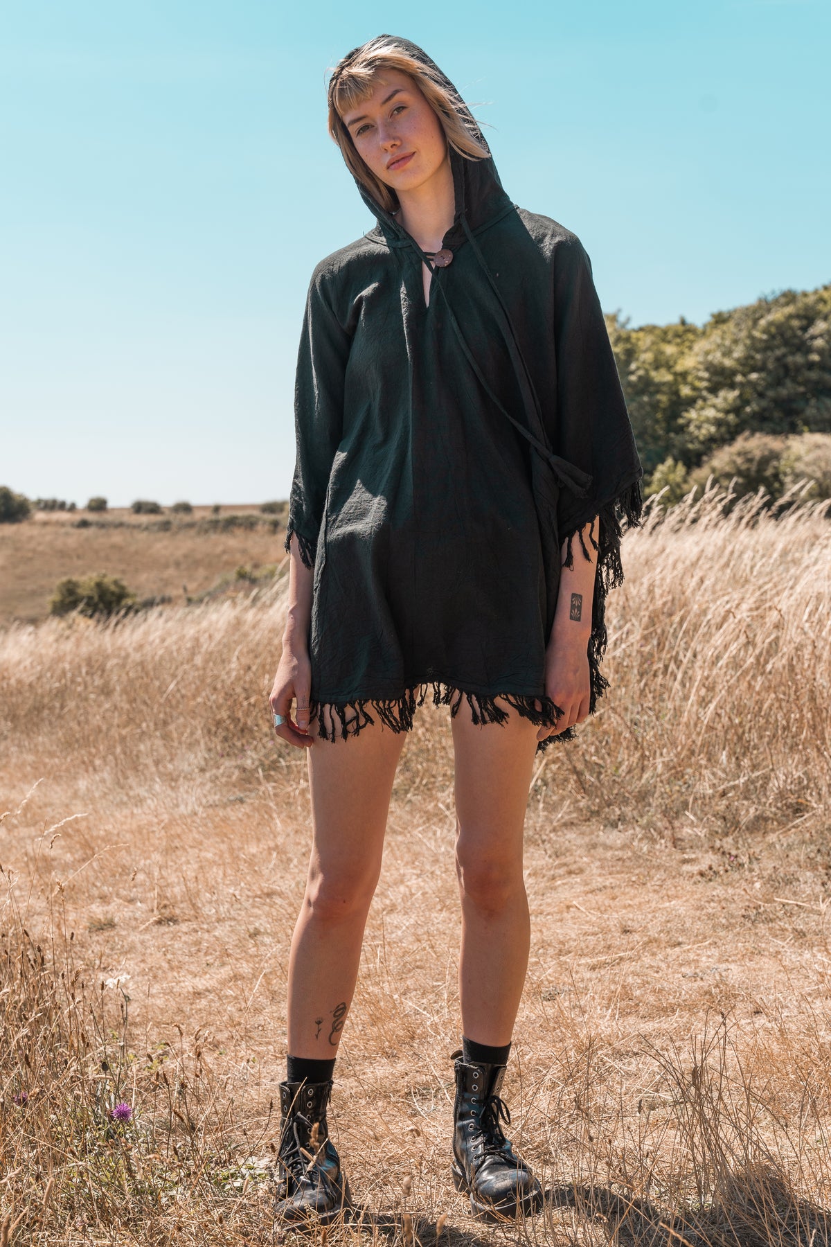 Gato Poncho Black