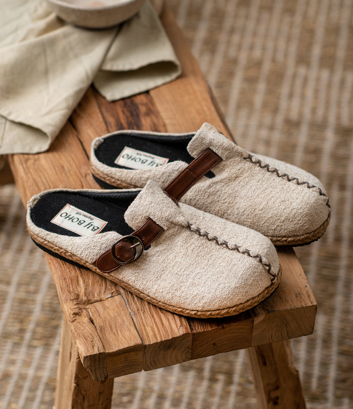 Freya Clogs