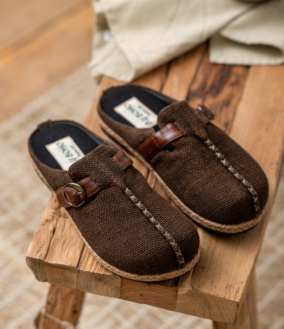 Deja Clogs