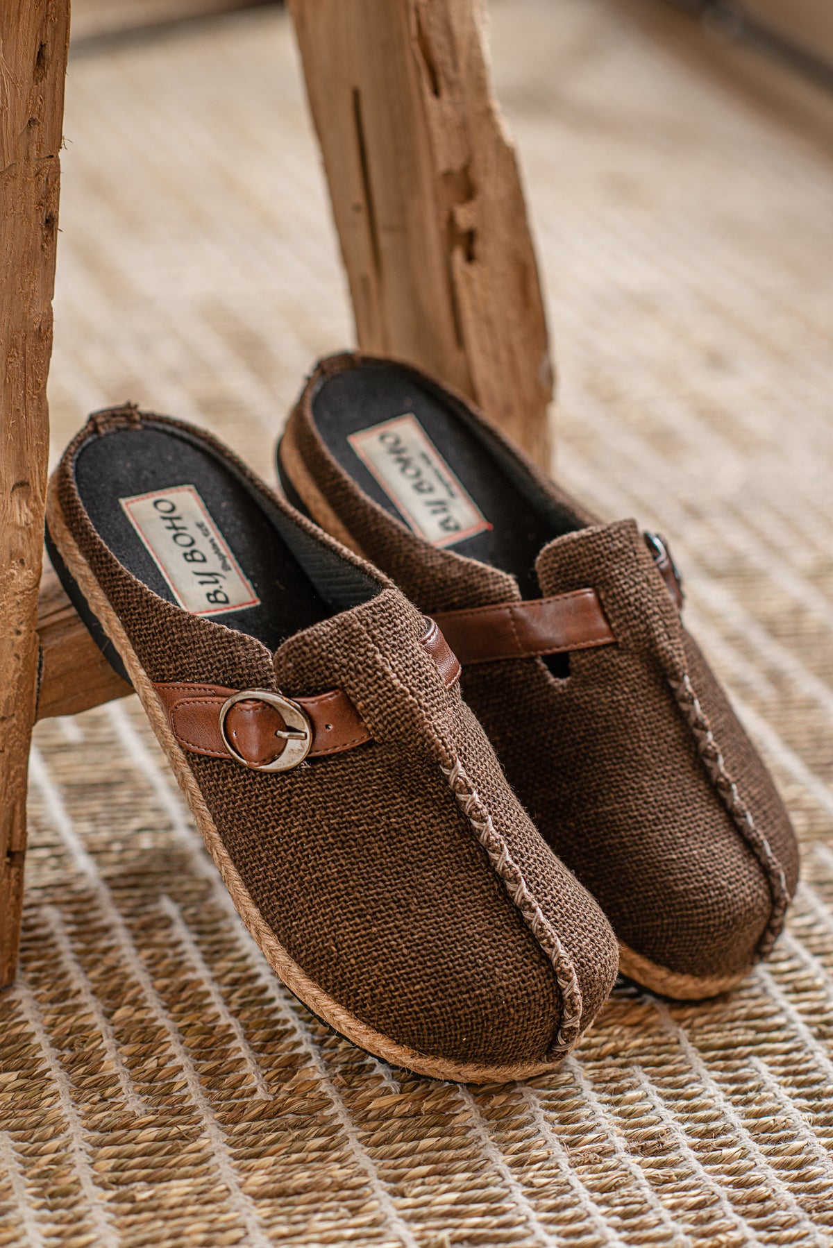 Deja Clogs